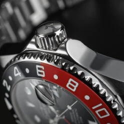 Davosa Ternos Pro GMT Automatic Black/Red Pentalink -SurvGear Shop DAVOS 16157109det3 99945.1627315300