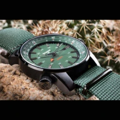Traser H3 P68 Pathfinder GMT -SurvGear Shop H3 P68 GMT GREEN TXTSTRP 08642.1648120740