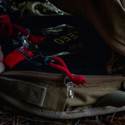 Glow Rhino Spark Glow Fob -SurvGear Shop GLRSPARK.1 60919.1676374445