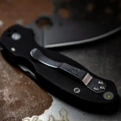 Glow Rhino Spyderco Hole Plug -SurvGear Shop GLRSPLHP01.3 40694.1676375539