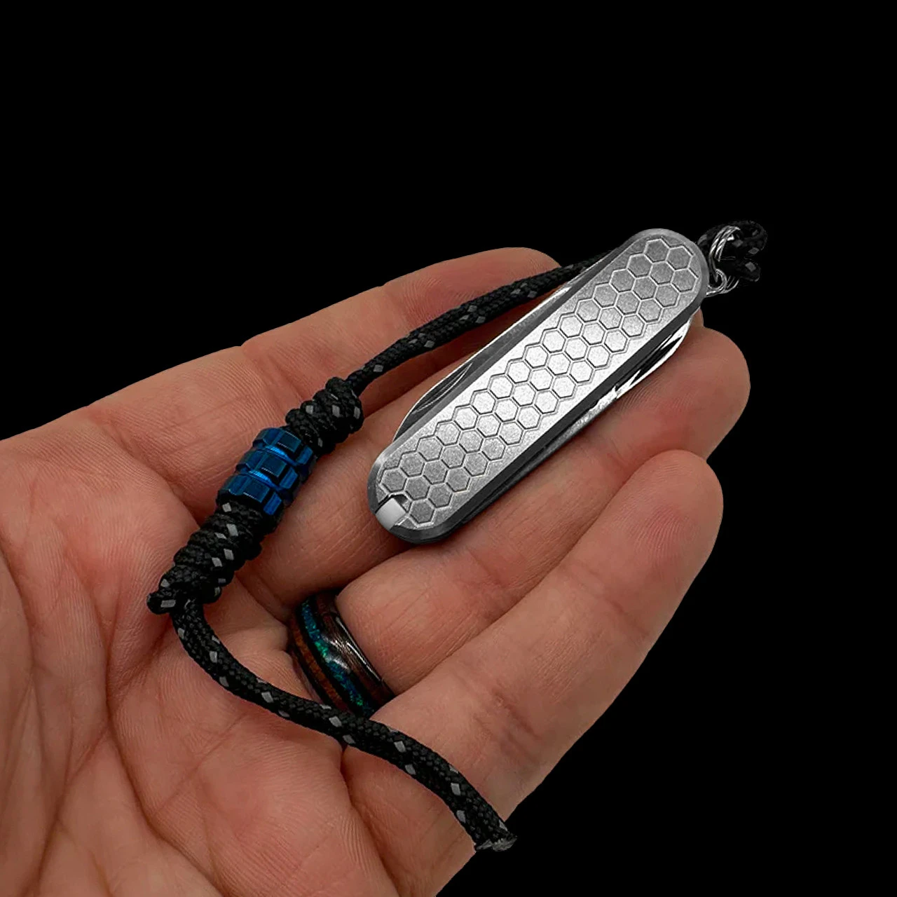 Maratac Victorinox Classic Scales Honeycomb 1 Maratac Victorinox Classic Scales Honeycomb