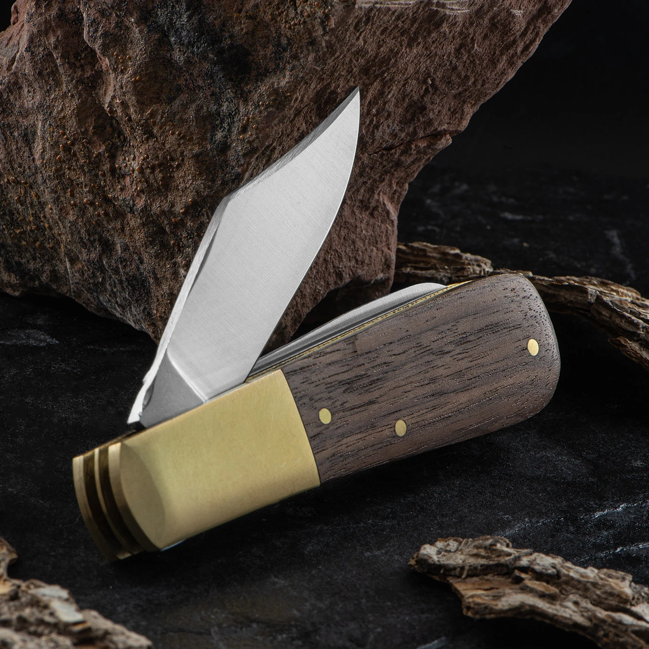 Michael May Barlow Walnut Folding Knife 4 Michael May Barlow Walnut Folding Knife - Image 4