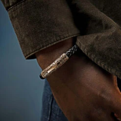 William Henry Ramble On Bronze & Black