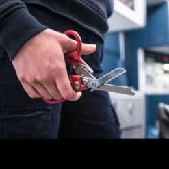 Leatherman Raptor Response -SurvGear Shop WIT LT242det2 14123.1636636362.1280.1280 71311.1636636378