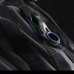 CRKT Compano Sheepsfoot - Carabiner Knife -SurvGear Shop carabiner4 96501.1676039797