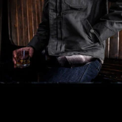 TAD Outrider Jacket Phantom -SurvGear Shop outriderdet6 64181.1682427995.1280.1280 24441.1682428577