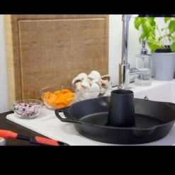 Petromax Poultry Roaster CF30 -SurvGear Shop p4 px cf30det2 33828.1587401779