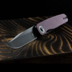 Kizer Squidward Richlite Red Folding Knife -SurvGear Shop squidardrichlitedet3 84343.1686929124