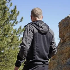 TAD Javelin Insulator Black -SurvGear Shop tad javdet12 23305.1596535940.1280.1280 65258.1642092500