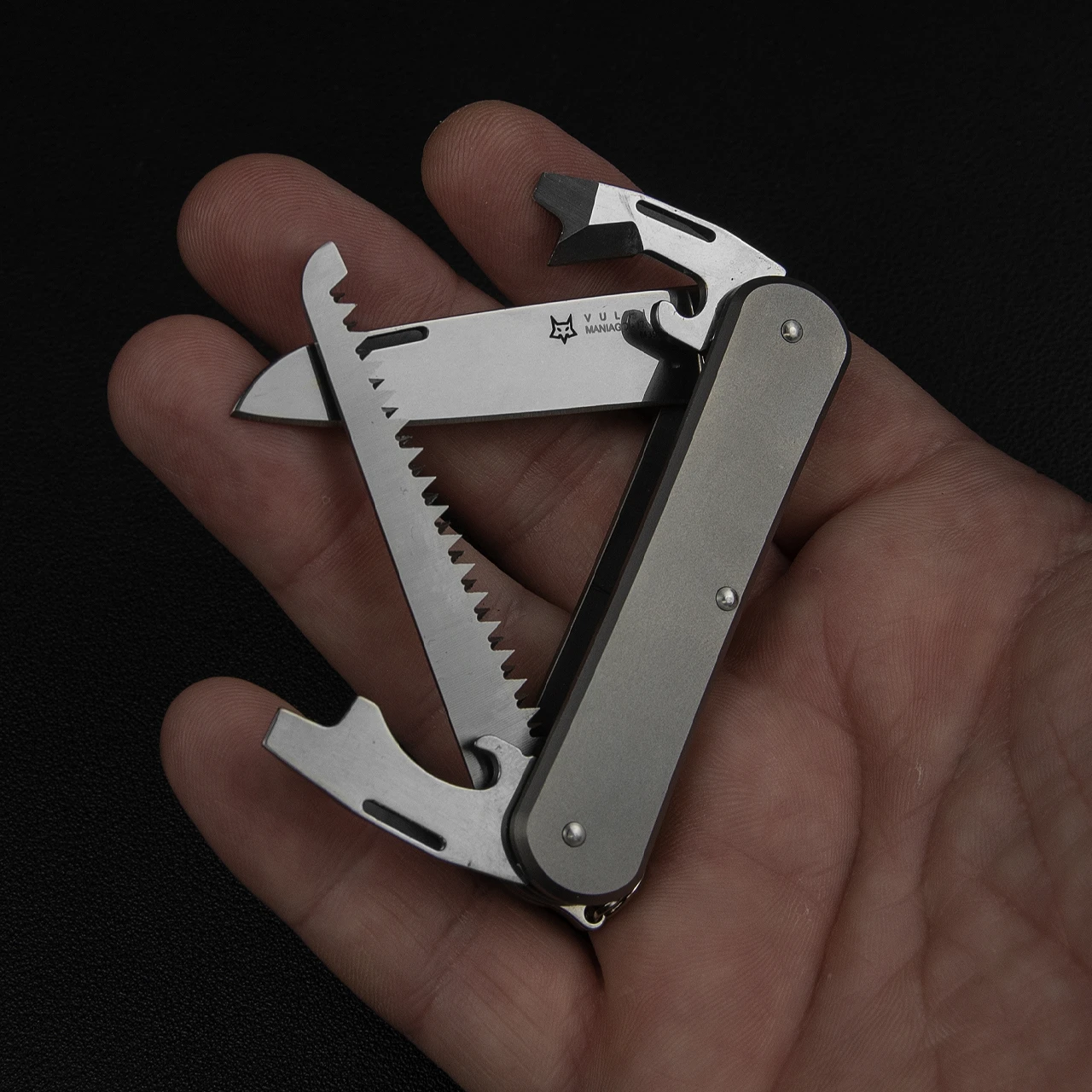 Fox Vulpis 4 Saw Titanium Penknife 2 Fox Vulpis 4 Saw Titanium Penknife - Image 2